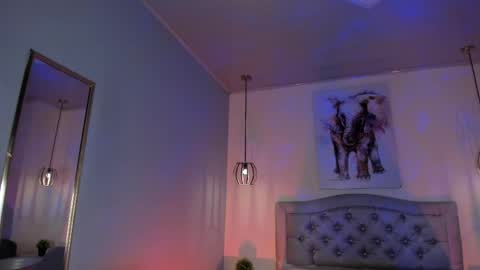 Ayshell online show from April 17, 2026, 5:43 am