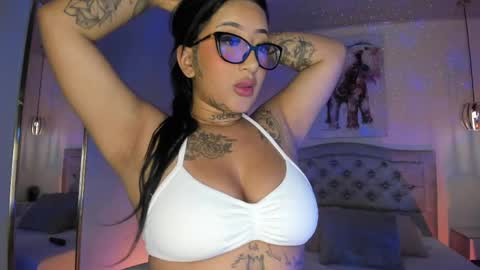 Ayshell online show from June 2, 2026, 1:07 am