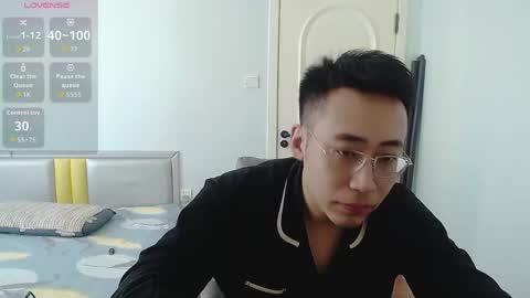 ayyzqh66 online show from April 29, 2026, 5:55 am