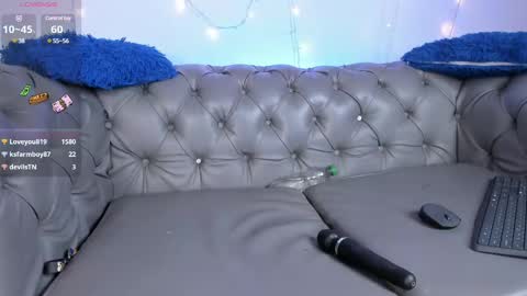 Snapshot of azahaara_ chatting on February 9, 2025, 5:50 am azah online show from February 9, 2025, 5:50 am