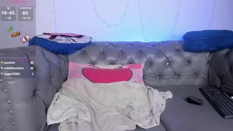 Snapshot of azahaara_ chatting on February 15, 2025, 6:12 am azah online show from February 15, 2025, 6:12 am