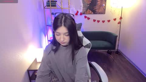 Azaliya online show from March 12, 2026, 5:46 am