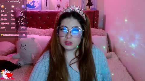 Snapshot of azamy_12 chatting on December 23, 2024, 10:23 pm Amanda online show from December 23, 2024, 10:23 pm