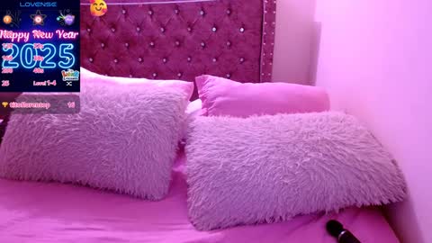 Snapshot of azamy_12 chatting on January 8, 2025, 1:00 am Amanda online show from January 8, 2025, 1:00 am