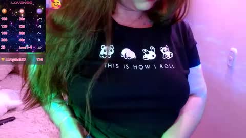 Snapshot of azamy_12 chatting on January 14, 2025, 1:26 am Amanda online show from January 14, 2025, 1:26 am