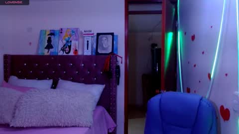 Snapshot of azamy_12 chatting on February 23, 2025, 10:42 pm Amanda online show from February 23, 2025, 10:42 pm