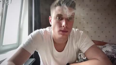 Snapshot of azazelmax chatting on September 25, 2025, 9:24 am azazelmax online show from September 25, 2025, 9:24 am