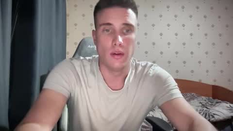 Snapshot of azazelmax chatting on October 17, 2025, 8:22 pm azazelmax online show from October 17, 2025, 8:22 pm