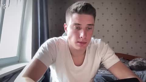 Snapshot of azazelmax chatting on October 30, 2025, 9:33 am azazelmax online show from October 30, 2025, 9:33 am