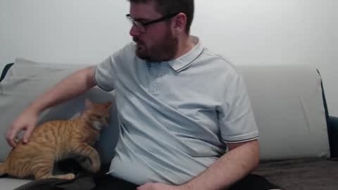 Snapshot of azer912 chatting on October 29, 2025, 7:37 pm Azer online show from October 29, 2025, 7:37 pm