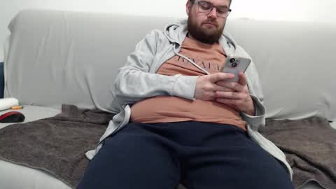 Snapshot of azer912 chatting on November 23, 2025, 8:41 pm Azer online show from November 23, 2025, 8:41 pm