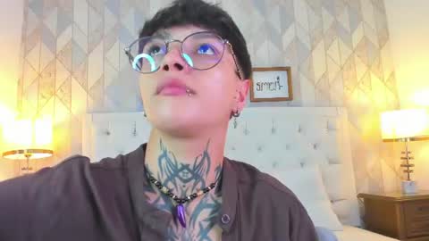 Anny online show from July 18, 2026, 3:22 am