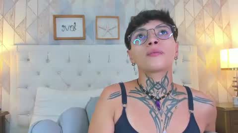 Anny online show from July 19, 2026, 3:43 am