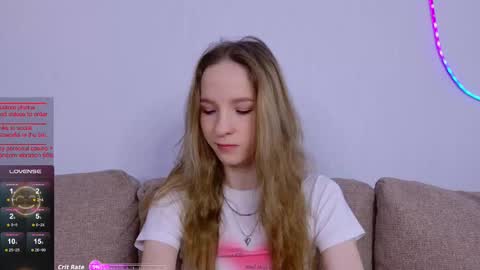 Snapshot of b4by_emilia chatting on November 25, 2025, 10:04 am b4by_emilia online show from November 25, 2025, 10:04 am