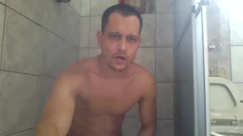 M4ll0y online show from February 16, 2025, 5:48 pm