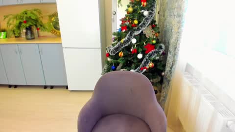 Snapshot of b_bonya_m chatting on December 28, 2024, 7:55 am Bonya online show from December 28, 2024, 7:55 am