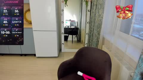 Snapshot of b_bonya_m chatting on January 13, 2025, 5:01 am Bonya online show from January 13, 2025, 5:01 am