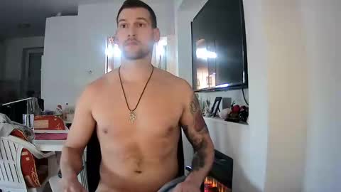 Snapshot of b_marco_ chatting on December 27, 2024, 2:12 pm b_marco_ online show from December 27, 2024, 2:12 pm