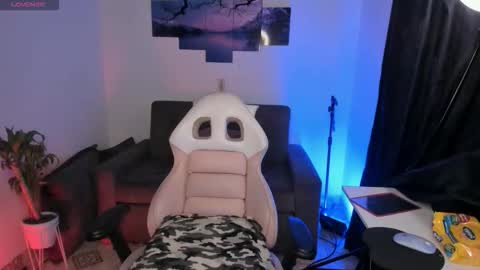 odeley online show from September 11, 2025, 9:42 am