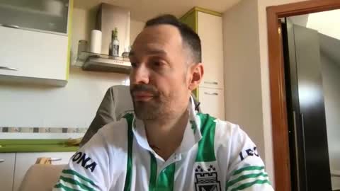 Snapshot of babakeror chatting on June 8, 2026, 1:55 pm BKR online show from June 8, 2026, 1:55 pm