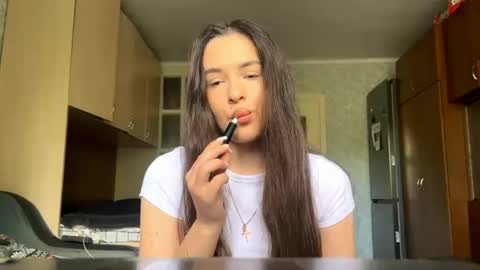 Caroline online show from May 18, 2026, 9:37 am