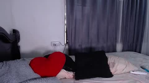 babby_swet online show from November 4, 2025, 5:01 pm