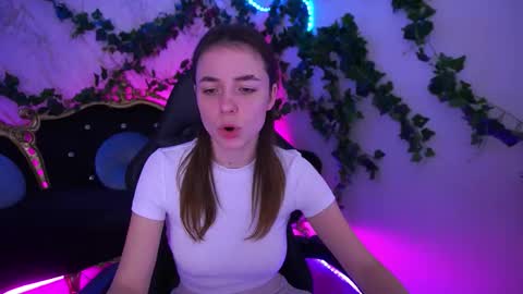 Babe online show from November 23, 2025, 8:58 am