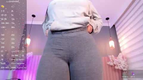 Snapshot of babe_sophiee chatting on October 16, 2025, 3:40 am babe_sophiee online show from October 16, 2025, 3:40 am