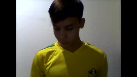 Snapshot of baby082311 chatting on November 26, 2025, 7:42 am baby082311 online show from November 26, 2025, 7:42 am