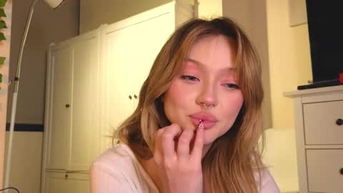 Snapshot of baby_adele chatting on February 18, 2025, 12:37 am bb adele online show from February 18, 2025, 12:37 am