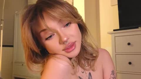 Snapshot of baby_adele chatting on February 26, 2025, 8:44 pm bb adele online show from February 26, 2025, 8:44 pm