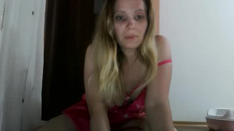 Snapshot of baby_blondee chatting on September 9, 2025, 5:23 pm Baby Blonde online show from September 9, 2025, 5:23 pm