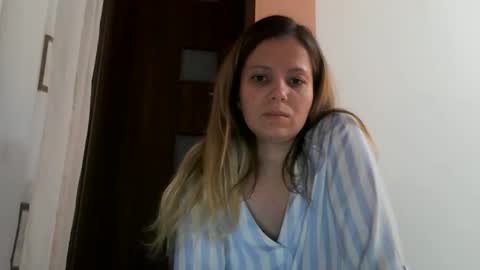 Snapshot of baby_blondee chatting on December 13, 2025, 8:04 pm Baby Blonde online show from December 13, 2025, 8:04 pm