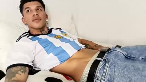 Snapshot of baby_gio chatting on February 26, 2025, 8:15 am OF GxoXabs online show from February 26, 2025, 8:15 am