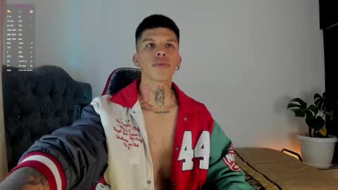 Snapshot of baby_gio chatting on November 7, 2025, 9:26 pm OF GxoXabs online show from November 7, 2025, 9:26 pm