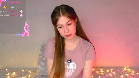 Kira online show from February 11, 2026, 4:39 am