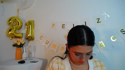 BABY HONEY online show from January 11, 2025, 1:48 am