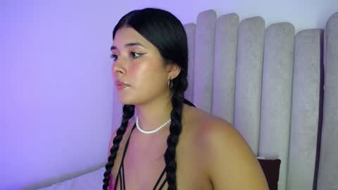 BABY HONEY online show from January 24, 2025, 2:18 am