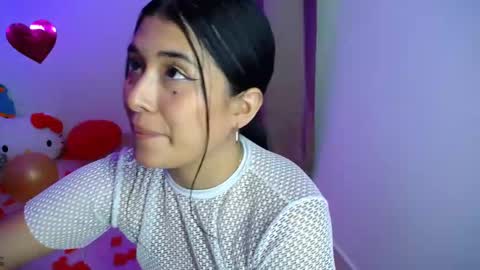 BABY HONEY online show from February 17, 2025, 7:15 am