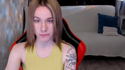 baby_kitte online show from November 30, 2025, 3:10 am