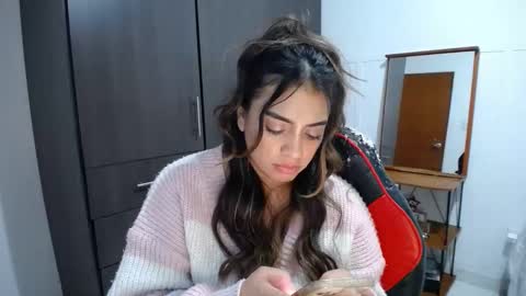 Snapshot of baby_roose chatting on January 10, 2025, 10:28 am Baby online show from January 10, 2025, 10:28 am