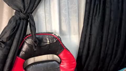 Snapshot of baby_roose chatting on November 26, 2025, 12:11 am Baby online show from November 26, 2025, 12:11 am