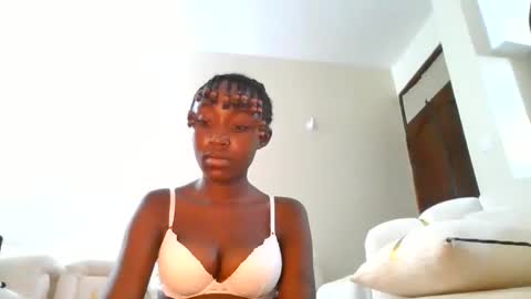 baby_smiler online show from May 22, 2026, 3:50 pm