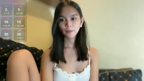 baby_zoexx online show from May 7, 2026, 12:43 pm