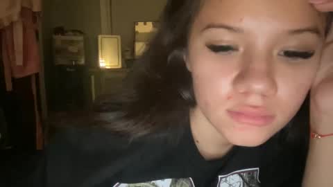Snapshot of babyaves chatting on May 21, 2026, 6:09 am babyaves online show from May 21, 2026, 6:09 am