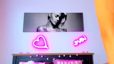 Aisha online show from March 13, 2026, 1:51 pm