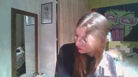 Snapshot of babydemon6 chatting on May 25, 2026, 2:45 pm babydemon6 online show from May 25, 2026, 2:45 pm