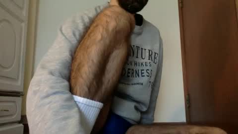 Snapshot of babyhardy chatting on December 3, 2024, 12:38 pm Tom A. online show from December 3, 2024, 12:38 pm