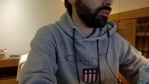 Snapshot of babyhardy chatting on December 13, 2024, 4:05 pm Tom A. online show from December 13, 2024, 4:05 pm