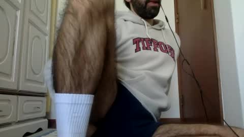 Snapshot of babyhardy chatting on December 26, 2024, 12:59 pm Tom A. online show from December 26, 2024, 12:59 pm